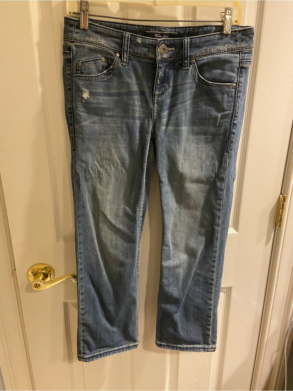 Tommy Bahama Women's Distressed Blue Straight-Leg Cropped Jeans 4